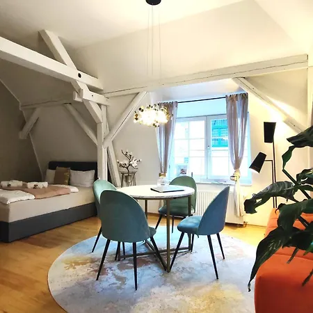 Bohnapartments Steigerwald - 3 Badezimmer - 4 Schlafzimmer - Vollausstattung - Wlan - Gratis Parkplatze Erfurt