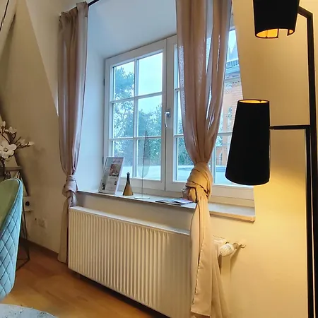 Bohnapartments Steigerwald - 3 Badezimmer - 4 Schlafzimmer - Vollausstattung - Wlan - Gratis Parkplatze Apartman