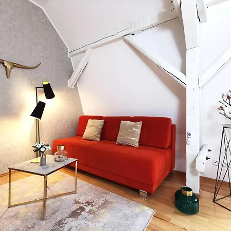 Bohnapartments Steigerwald - 3 Badezimmer - 4 Schlafzimmer - Vollausstattung - Wlan - Gratis Parkplatze Apartman *