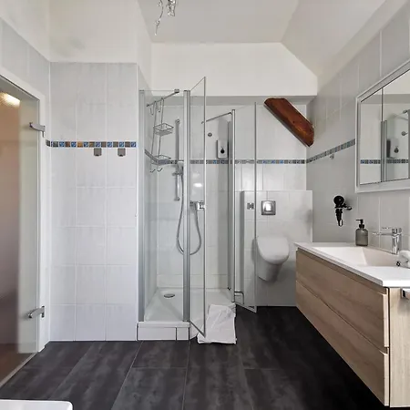 Bohnapartments Steigerwald - 3 Badezimmer - 4 Schlafzimmer - Vollausstattung - Wlan - Gratis Parkplatze Apartman Erfurt